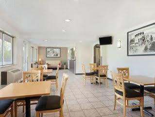 Super 8 By Wyndham Joppa Exterior foto
